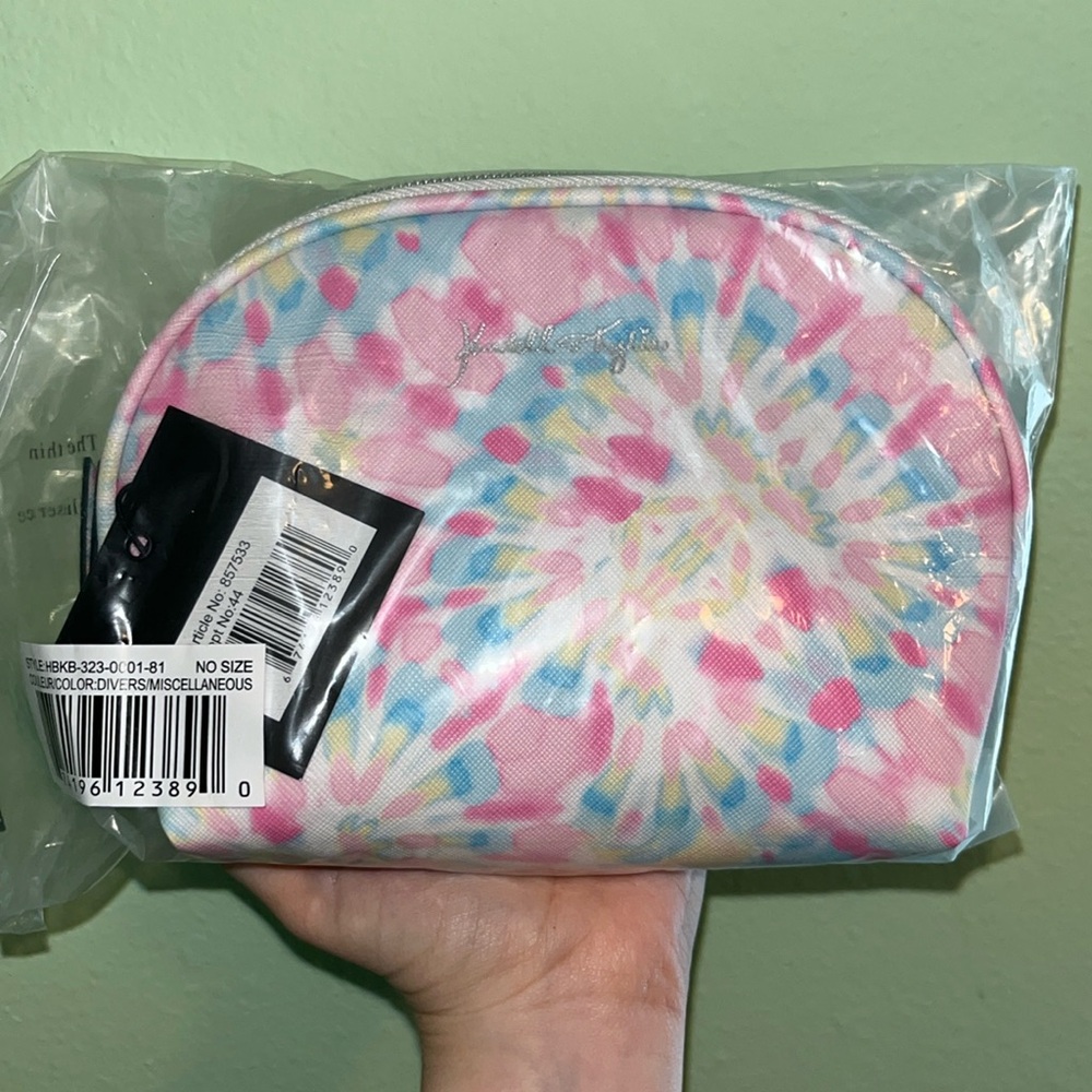 KENDALL+KYLIE TIE-DYE MAKEUP BAG